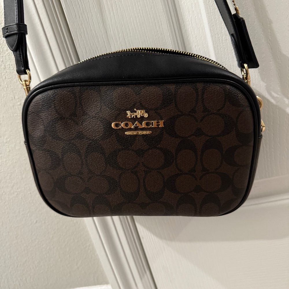 Jamie Camera Bag In Signature Canvas